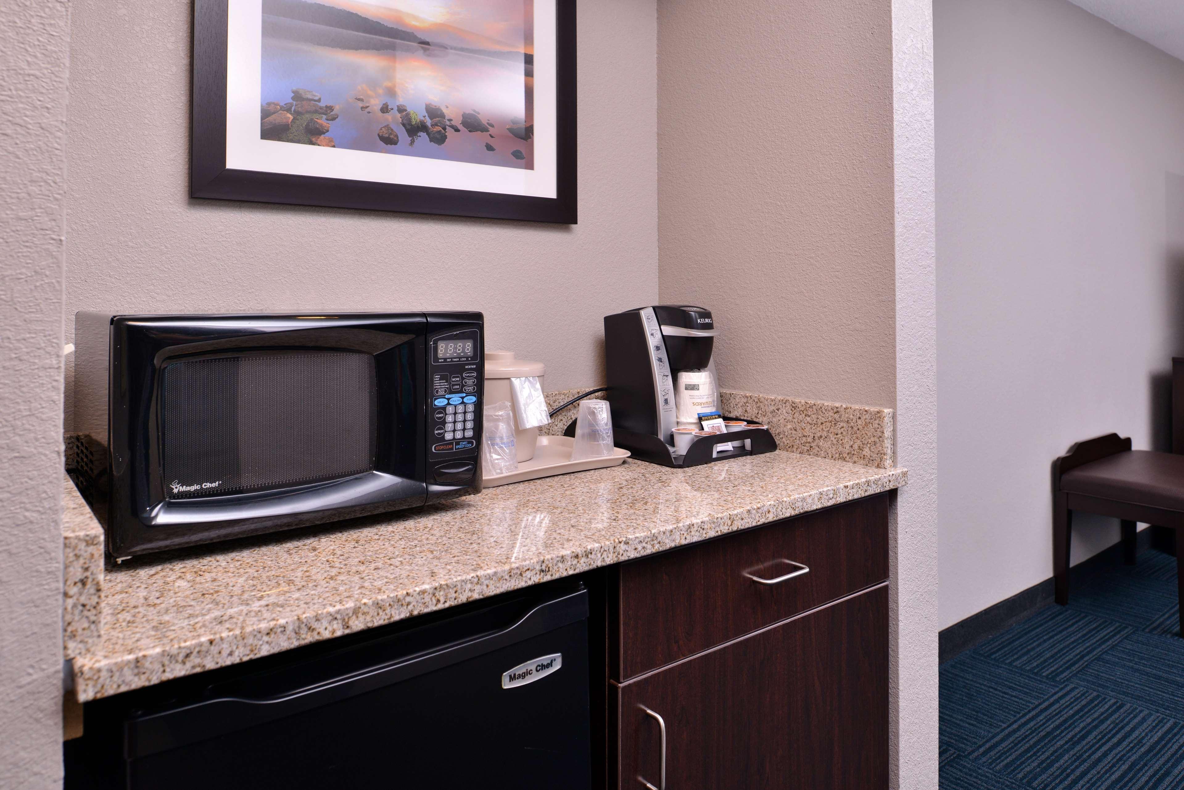 Best Western Hartford Hotel And Suites Kültér fotó