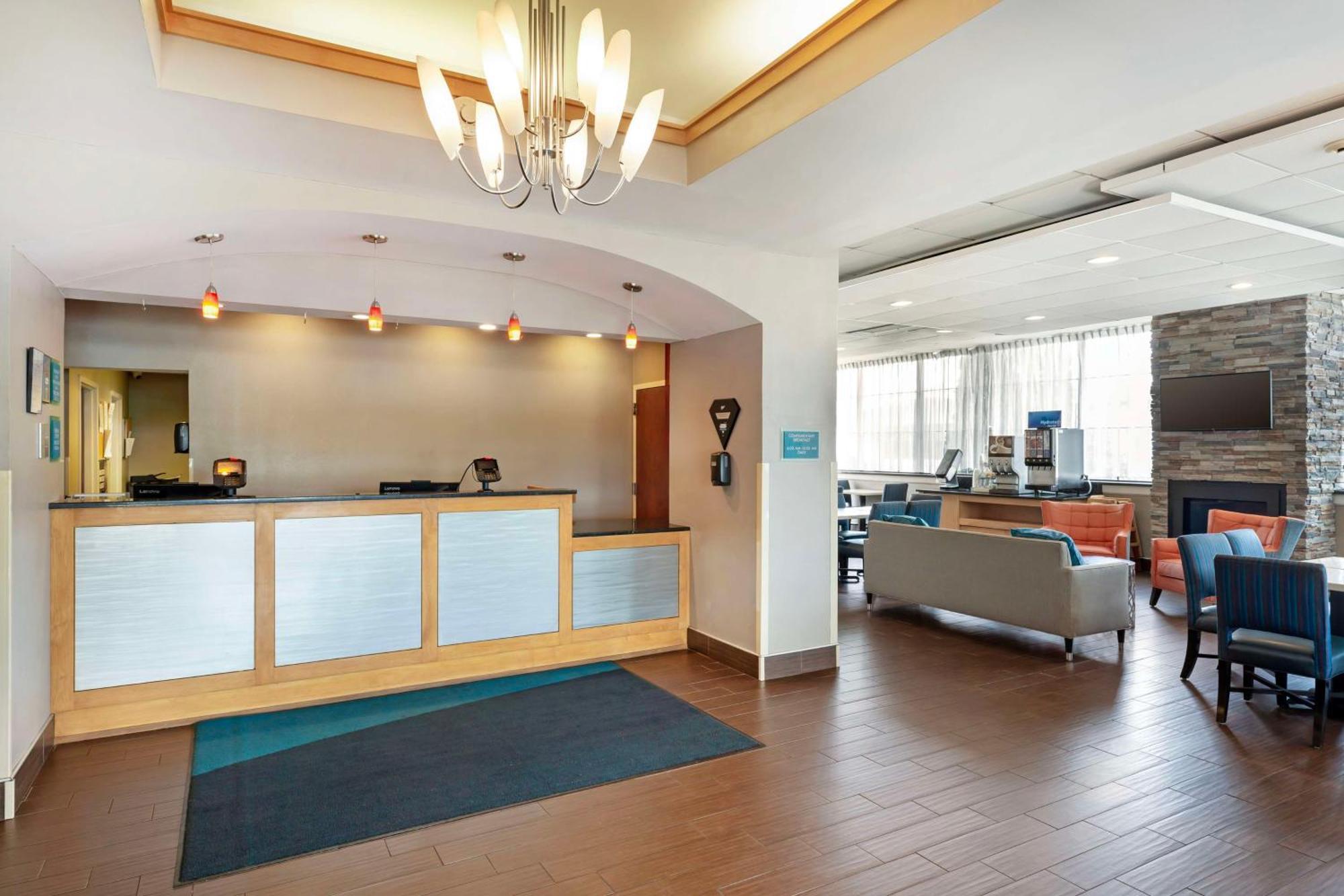 Best Western Hartford Hotel And Suites Kültér fotó